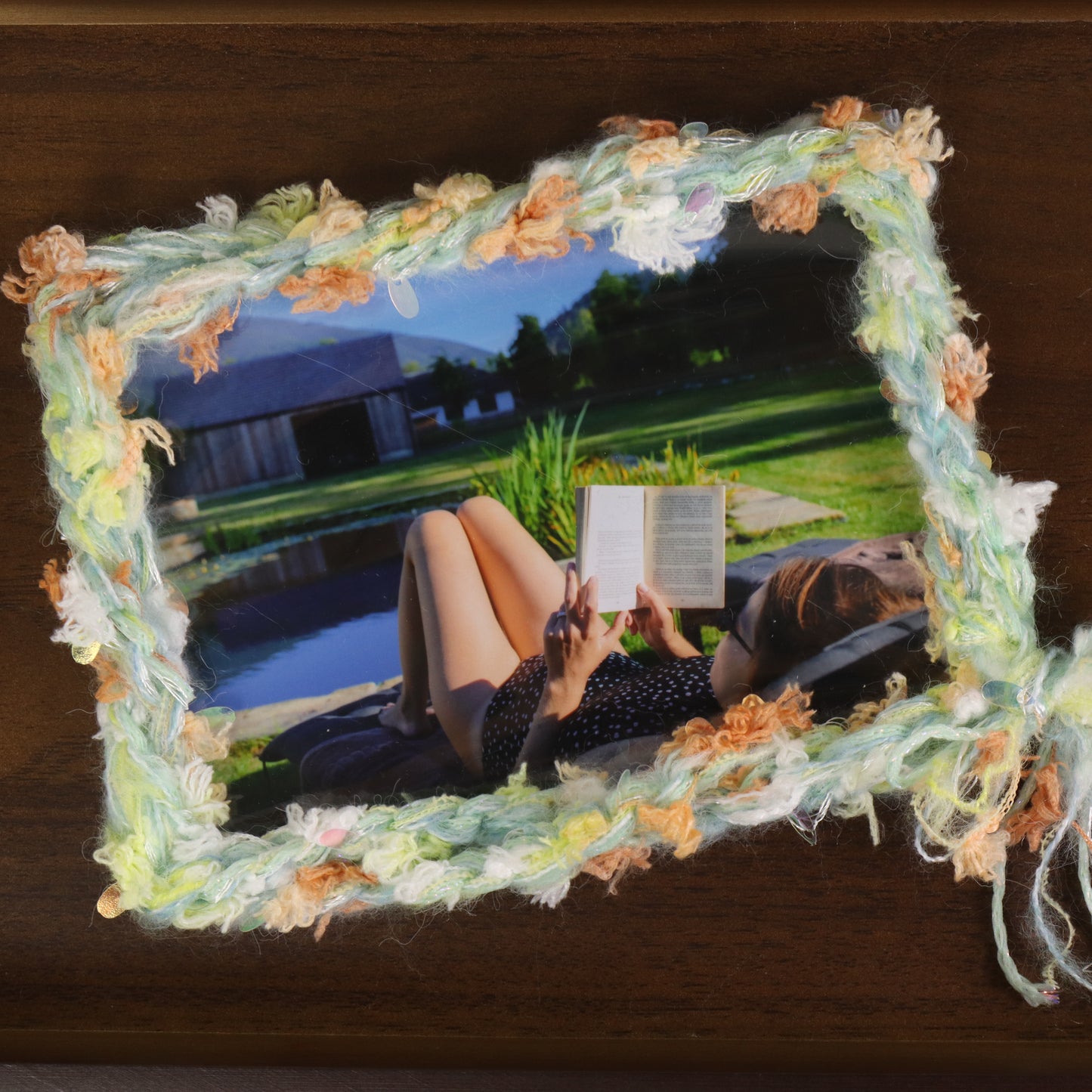 crochet frame summer